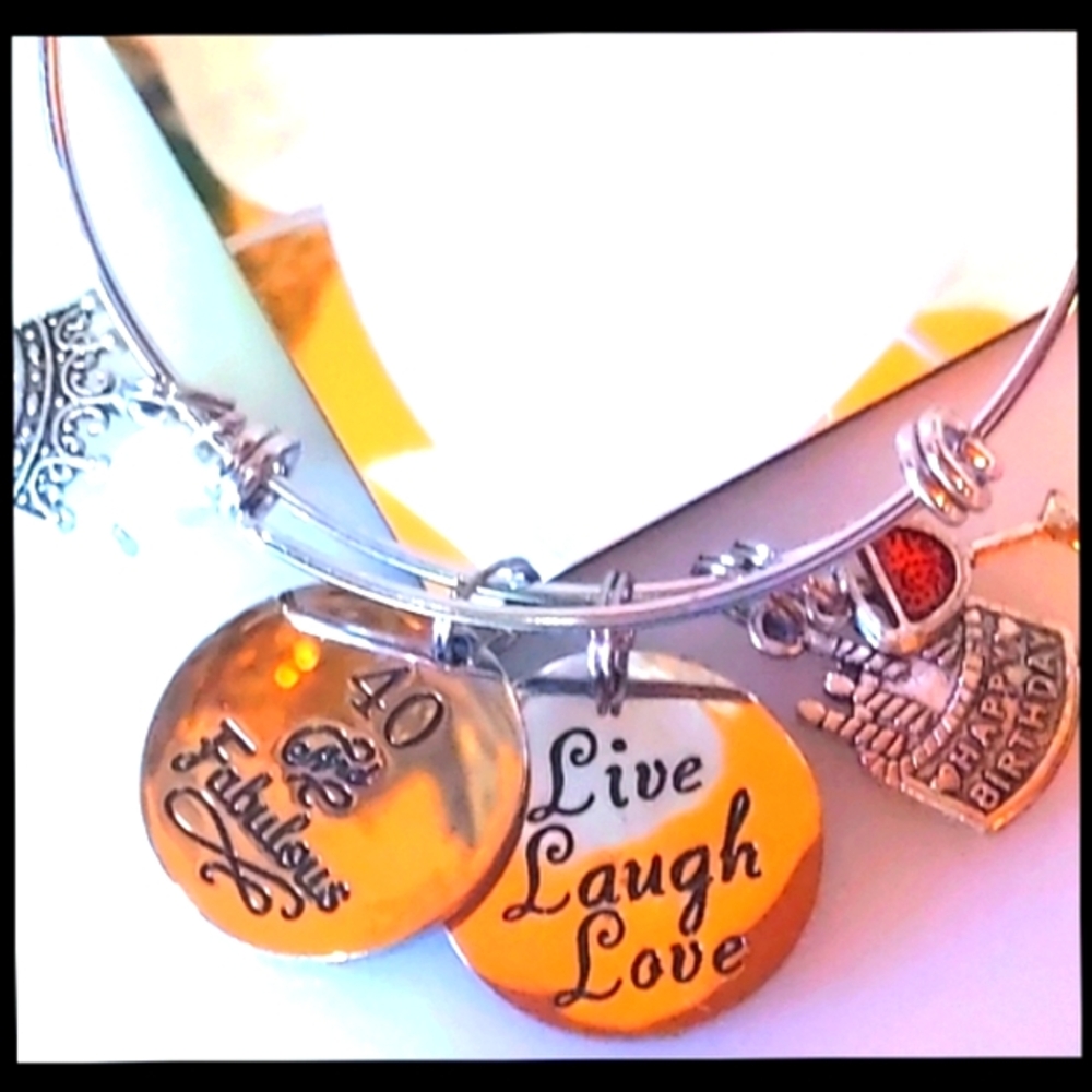 ❤️SILVERTONE charm bracelet